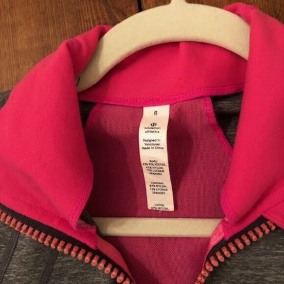 Lululemon Define Jacket Grey with Hot pink trim - Picture 3 of 4
